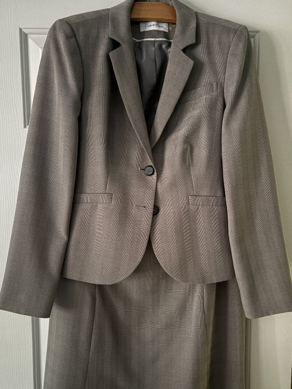 Calvin Klein two-piece glen plaid skirt suit, size 8